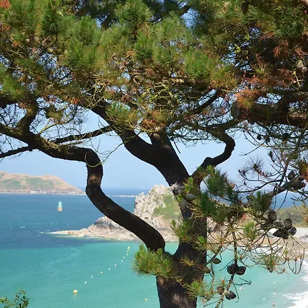Hotel Les Costans, The Originals Relais Perros-Guirec